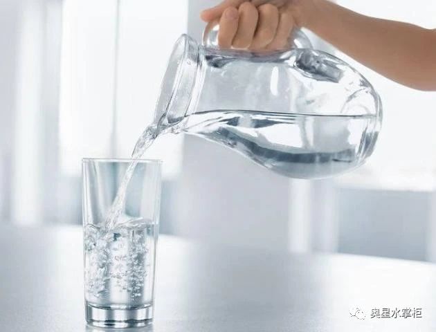 男性饮水时，应避开五个误区