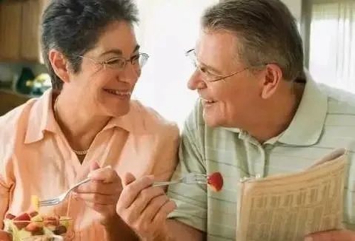 饿一饿就能长寿？“怎么饿”很关键